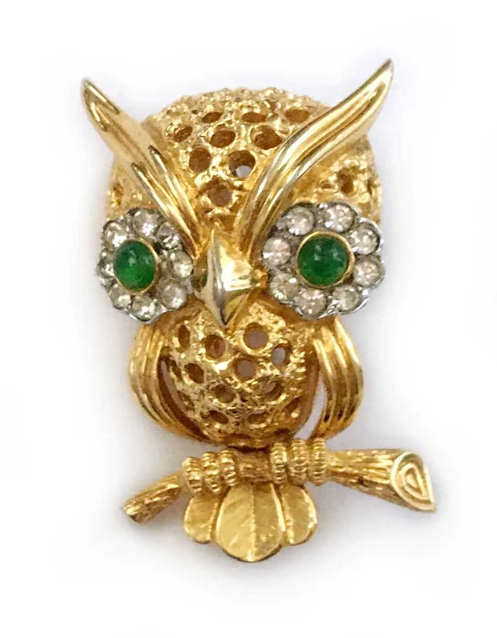 Jomaz Cute Peek-a-Boo Owl Brooch with Faux Emeral… - image 5