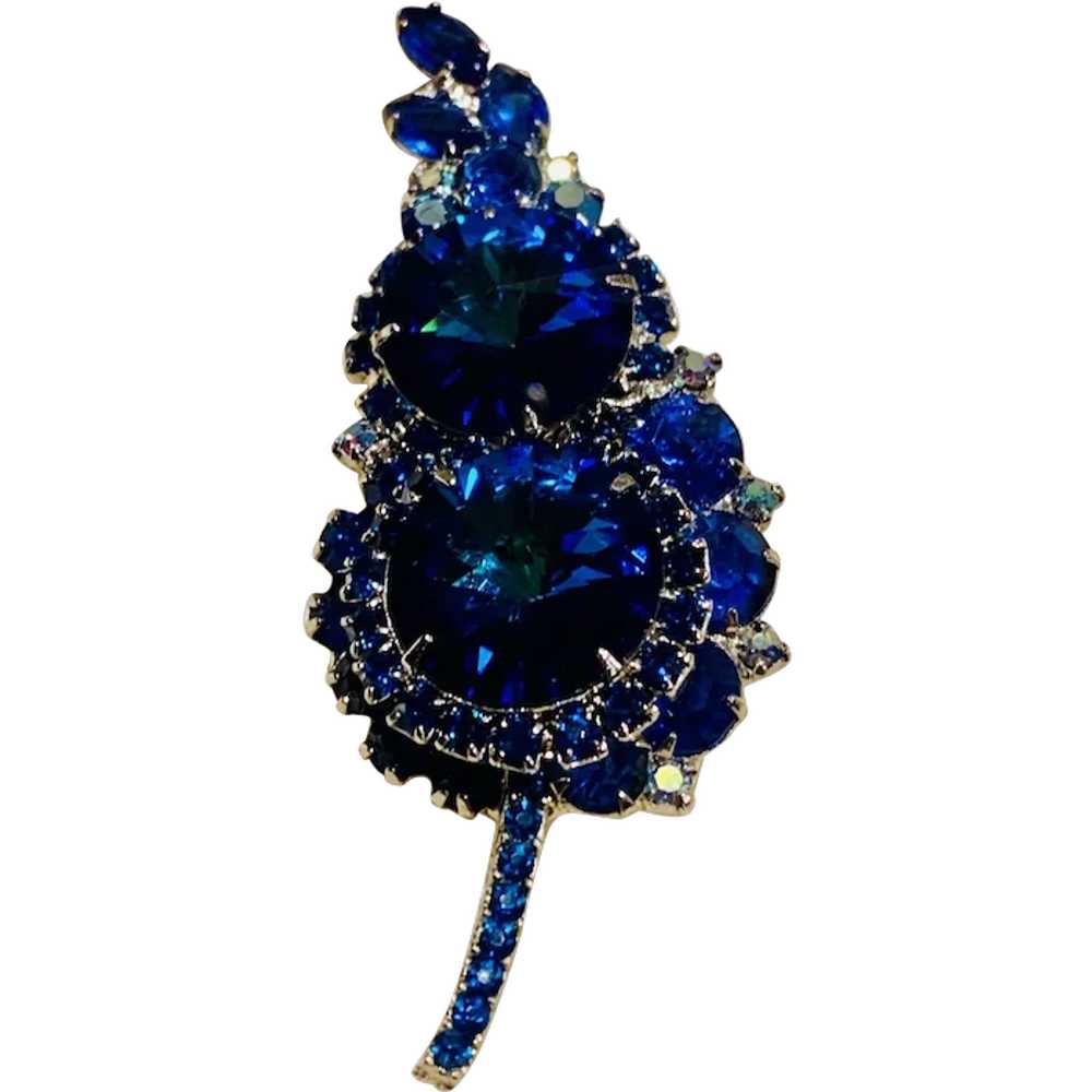 A vibrant vintage Juliana rivoli Rhinestone pin. - image 1