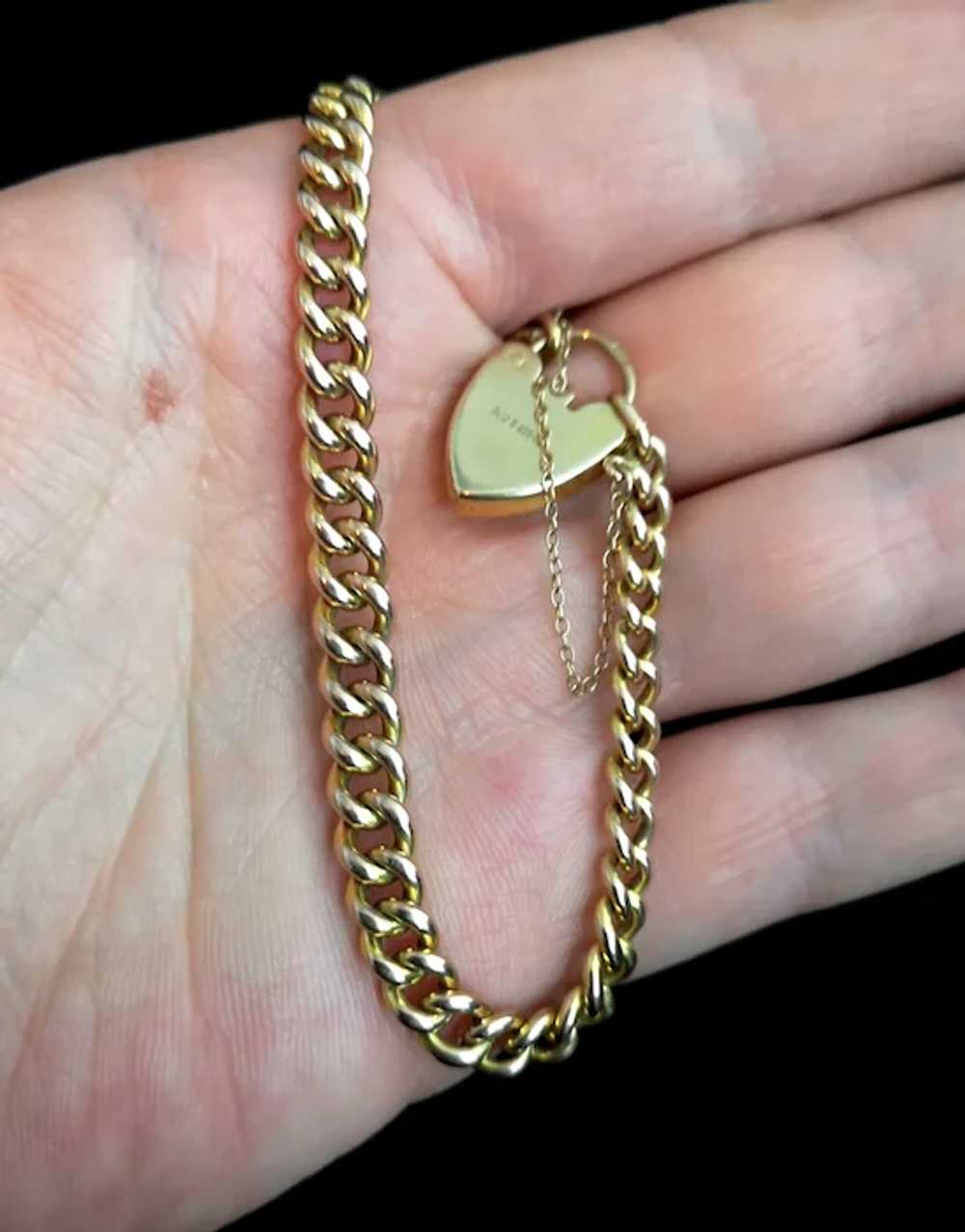 Antique 9ct gold curb link bracelet, heart padloc… - image 10