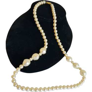 Vintage Faux Pearl Baroque Accent Necklace - image 1