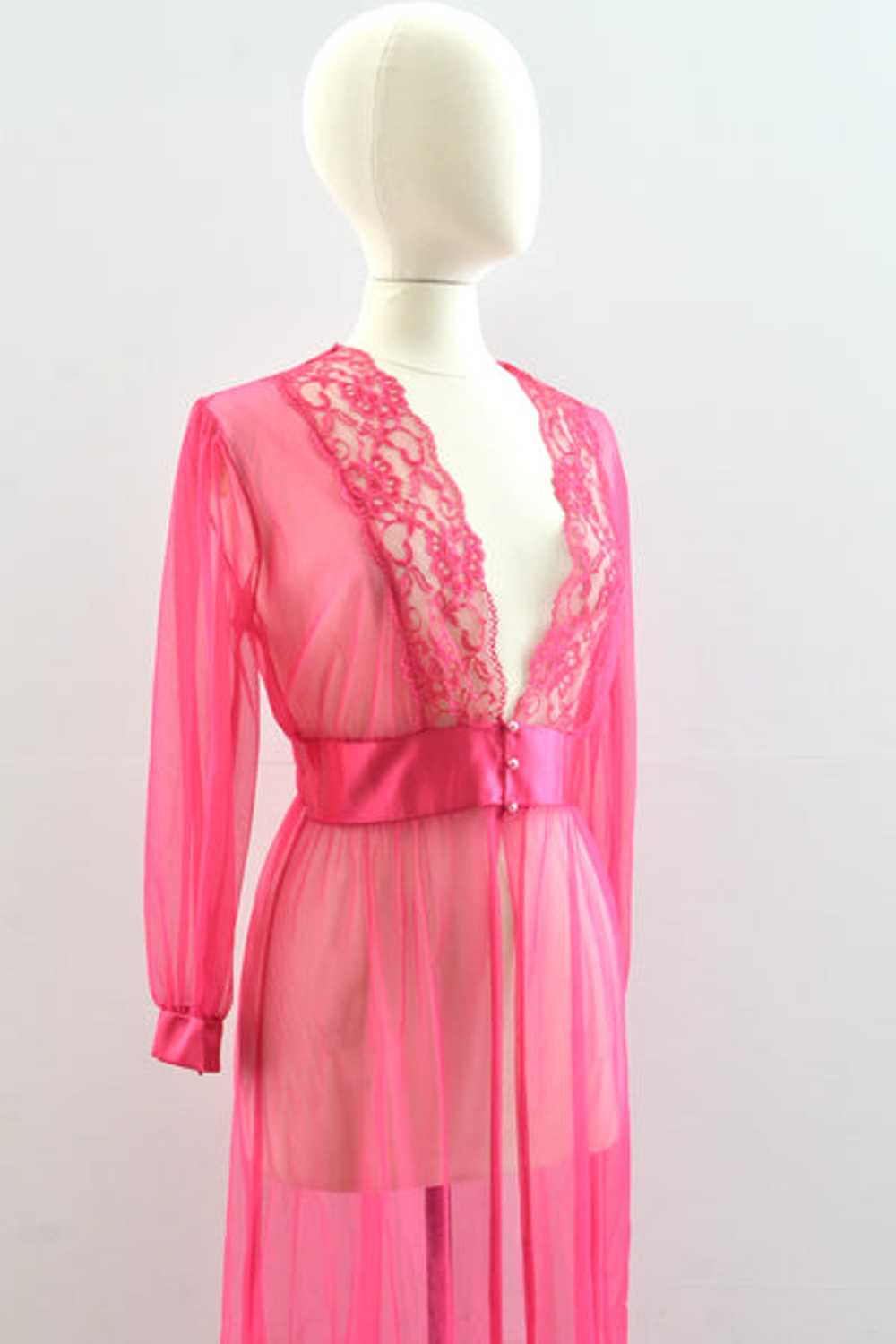 70's Pink Peignoir - image 2