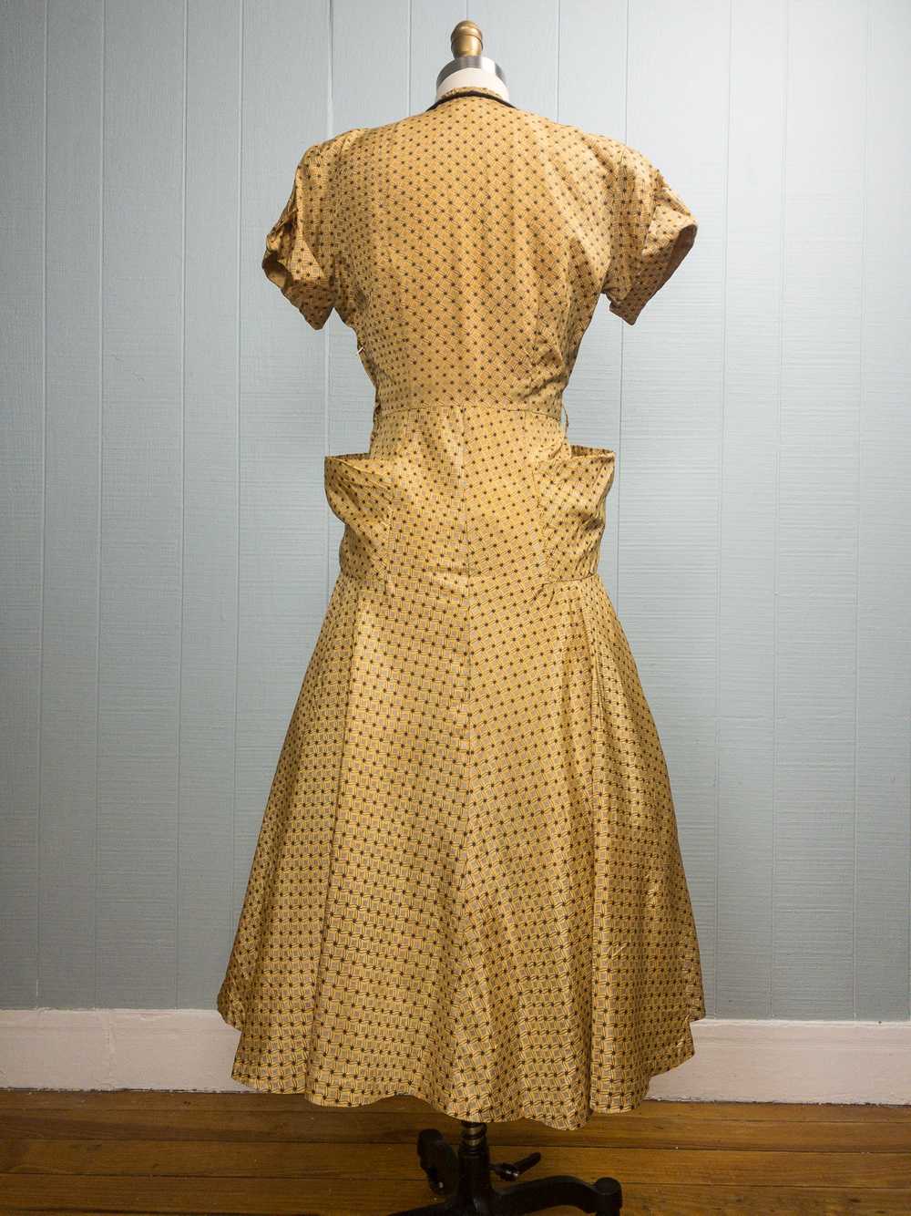 40s 50s Golden Sun Gown | M/L - image 8