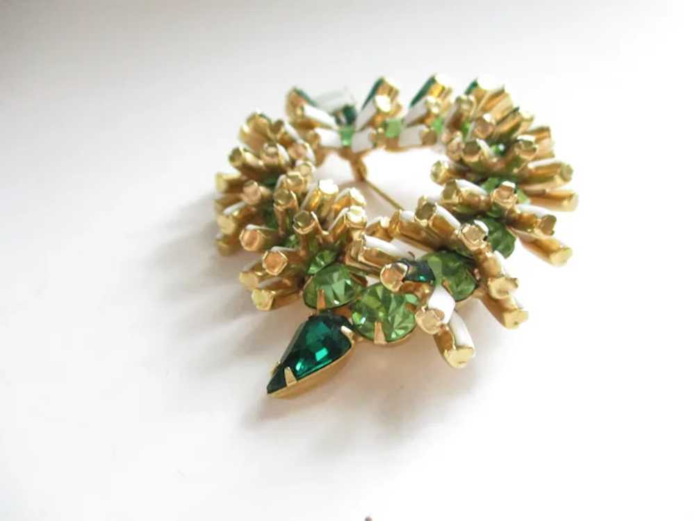 Unsigned Designer Green White Rhinestone Brooch - image 3