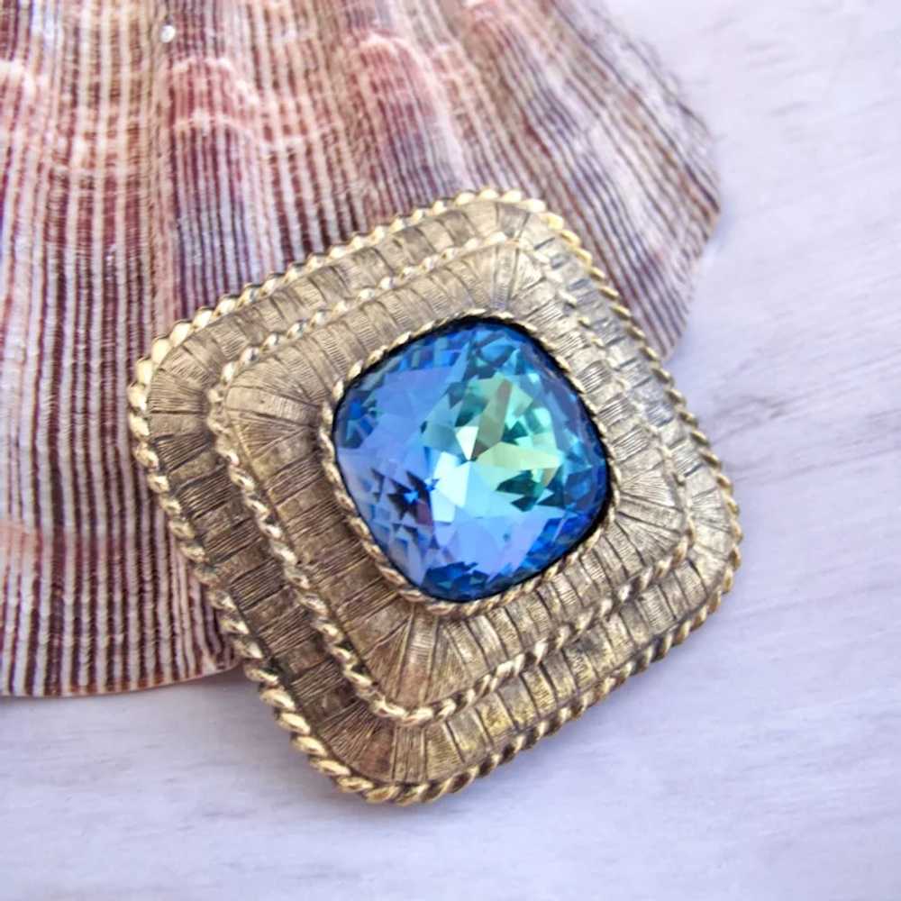 Vintage Kramer Blue Crystal Bronze Tone Brooch / … - image 3