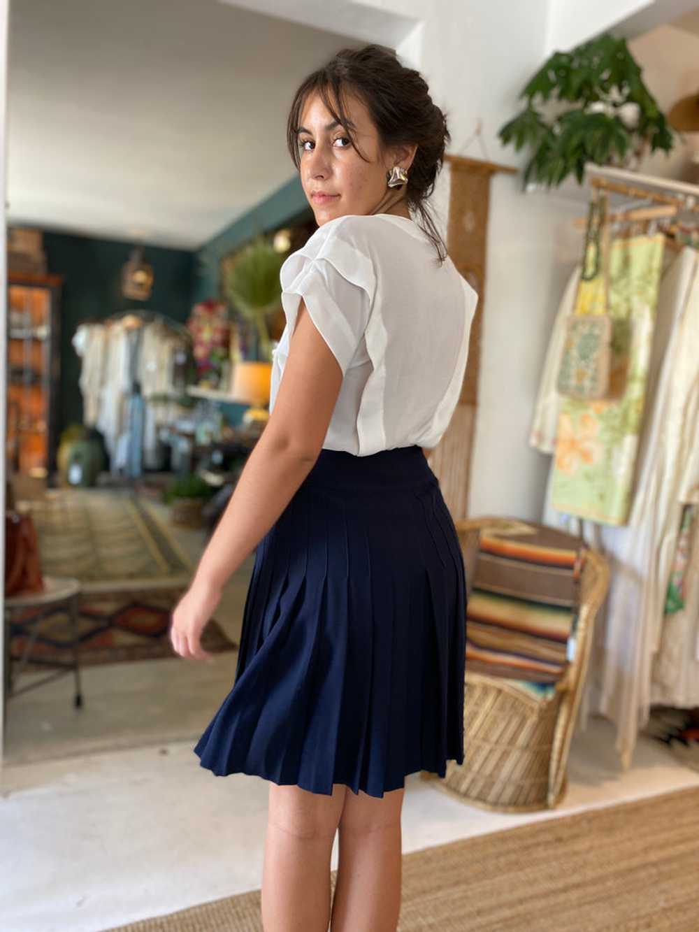 1980’s Chanel Pleated Mini Skirt - image 6