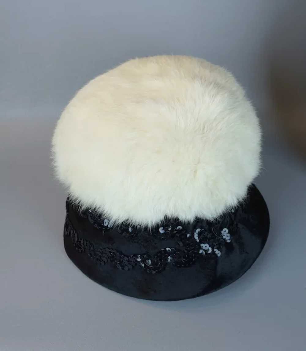 60s White Fur and Sequin Lampshade Style Hat by N… - image 10