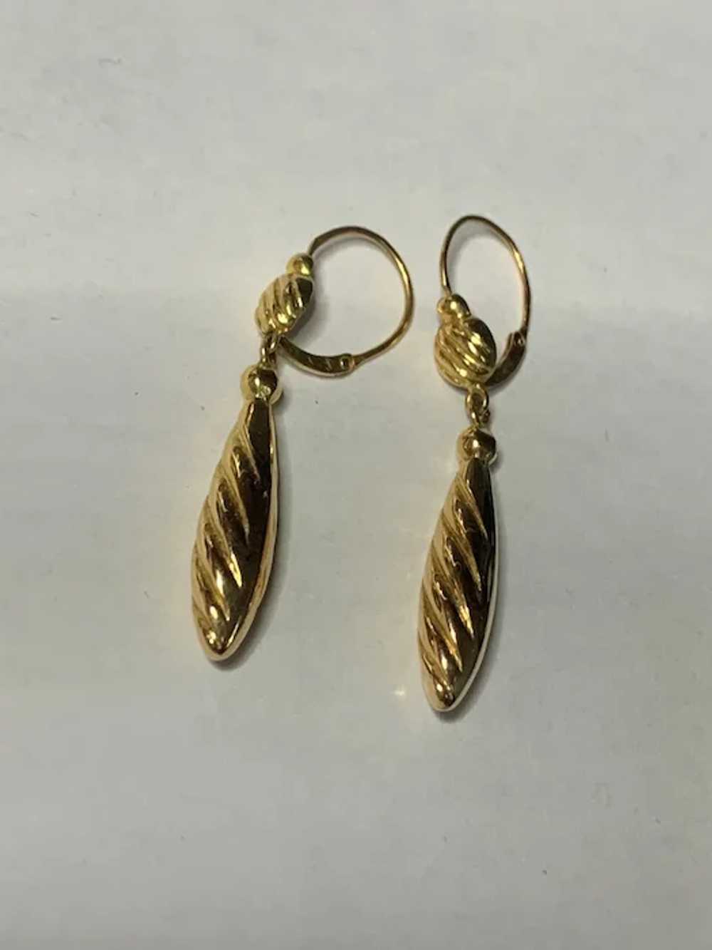 French 18 K gold Torpedo earrings - image 5