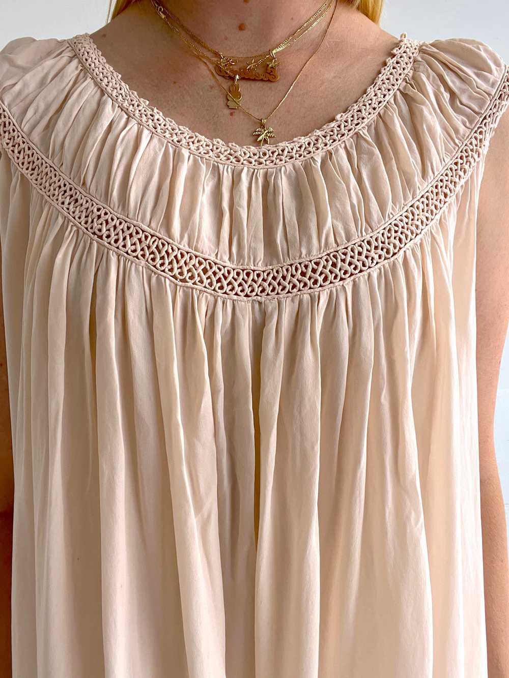 1930's Pale Peach Silk Dress - image 3