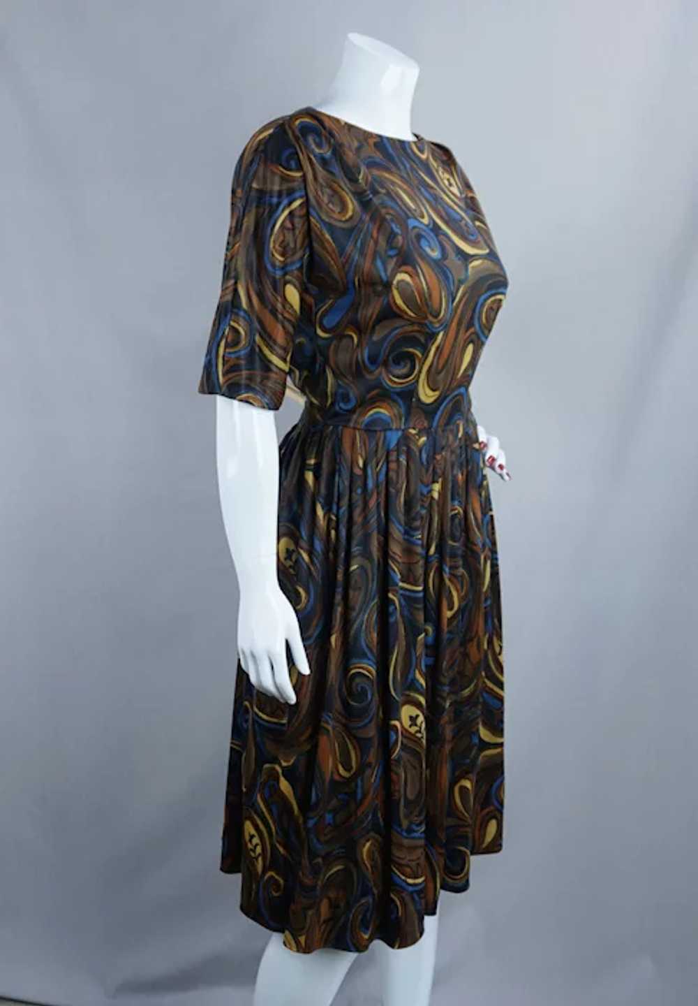 50s Brown Paisley Jersey Knit Full Skirt Dress by… - image 4