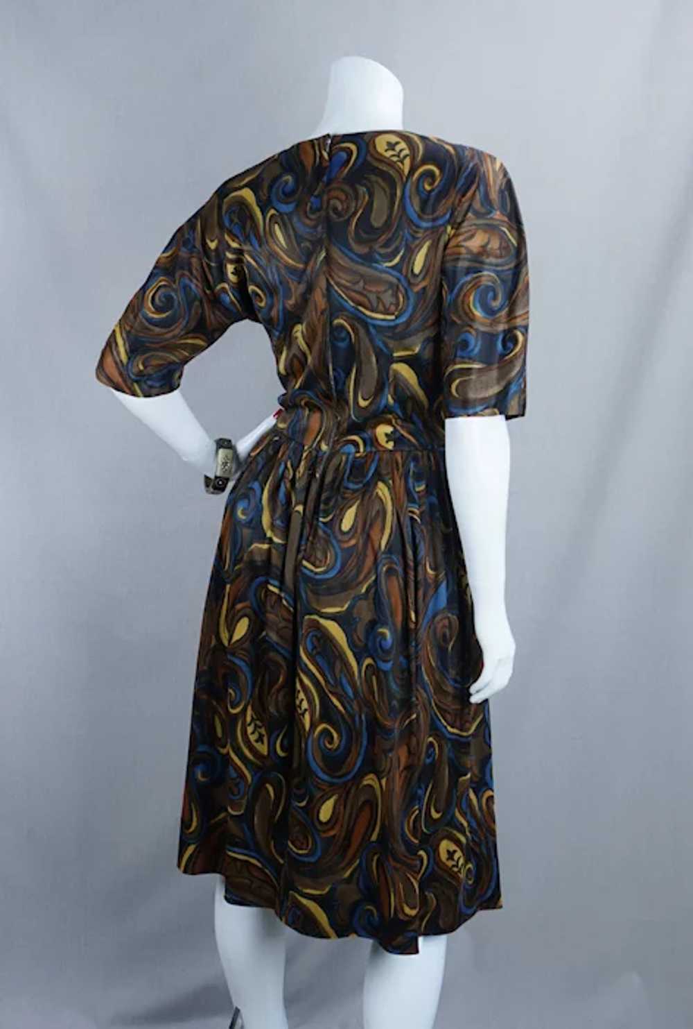 50s Brown Paisley Jersey Knit Full Skirt Dress by… - image 5