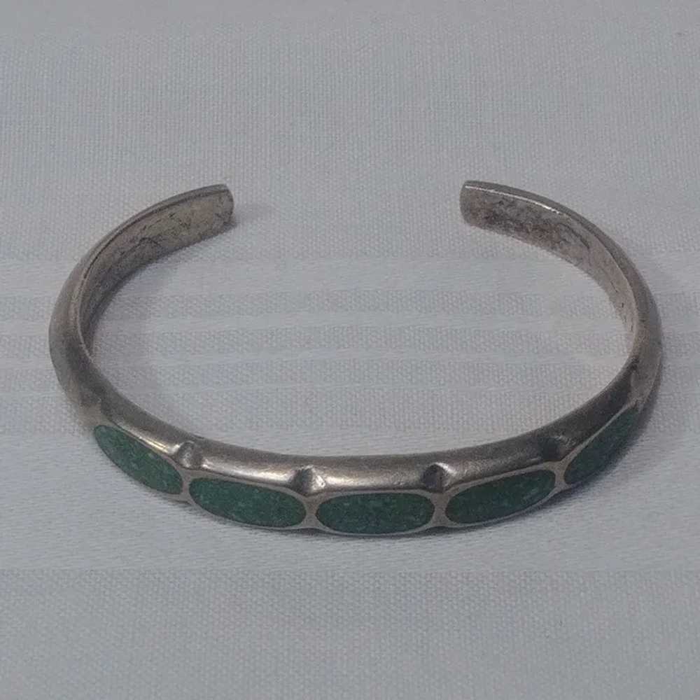 Sand cast sterling silver chip inlay cuff bracele… - image 5