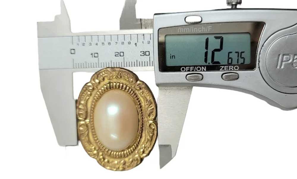 Miriam Haskell Gold Tone Faux Pearl Oval Repousse… - image 7