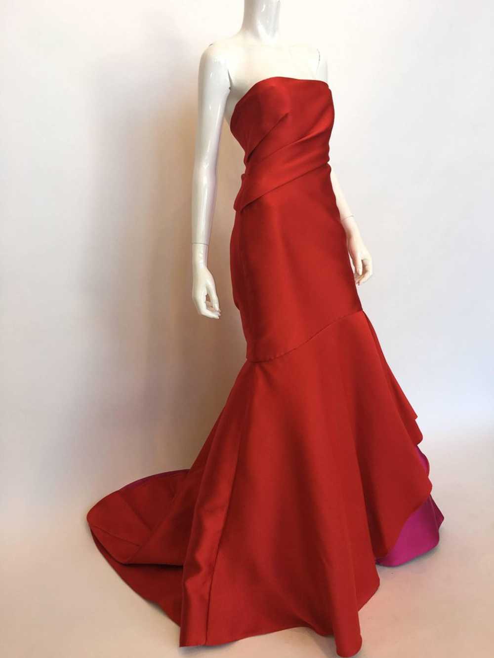 Monique Lhuillier Red Silk Gown - image 3