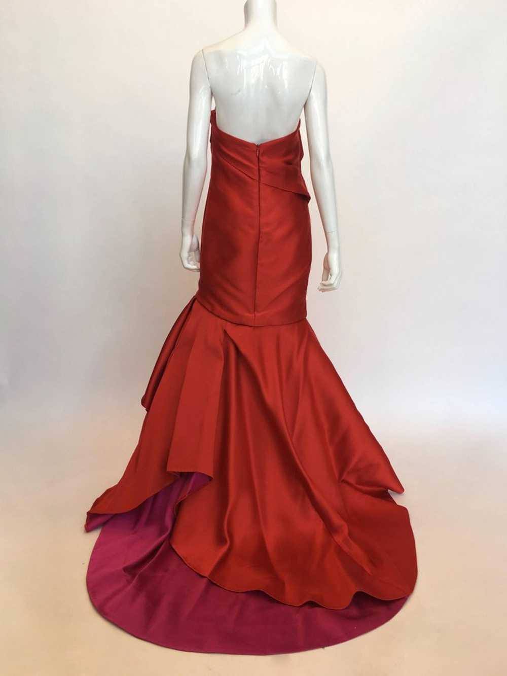Monique Lhuillier Red Silk Gown - image 4