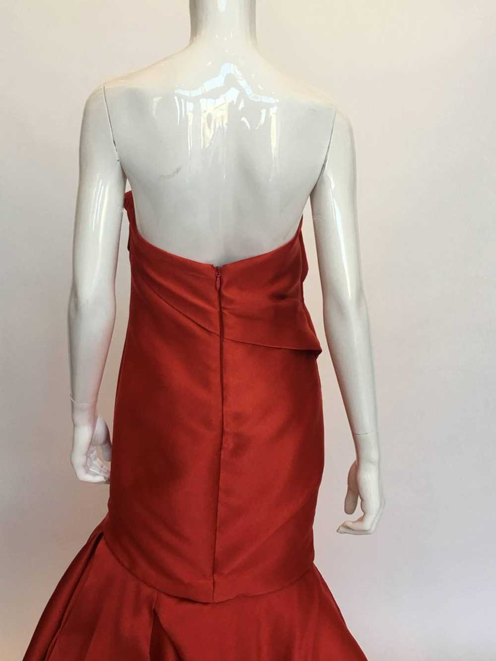 Monique Lhuillier Red Silk Gown - image 5