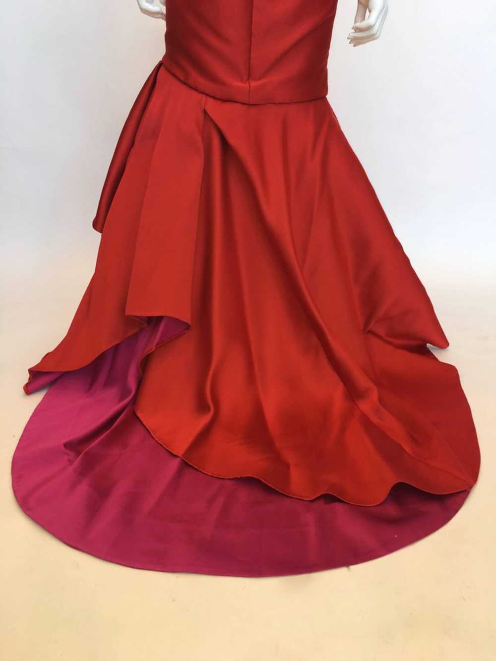 Monique Lhuillier Red Silk Gown - image 8