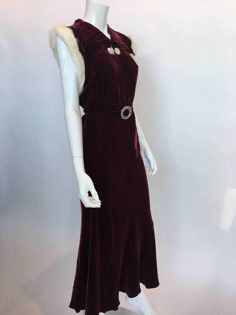 Vintage 1930's Burgundy Velvet Dress with Rabbit … - image 3