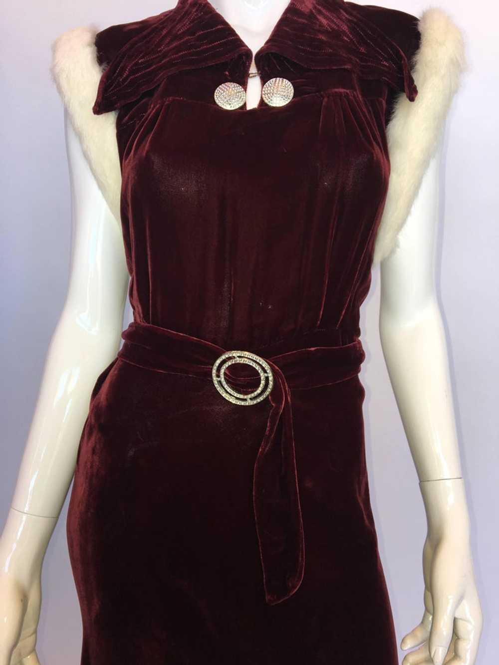 Vintage 1930's Burgundy Velvet Dress with Rabbit … - image 5