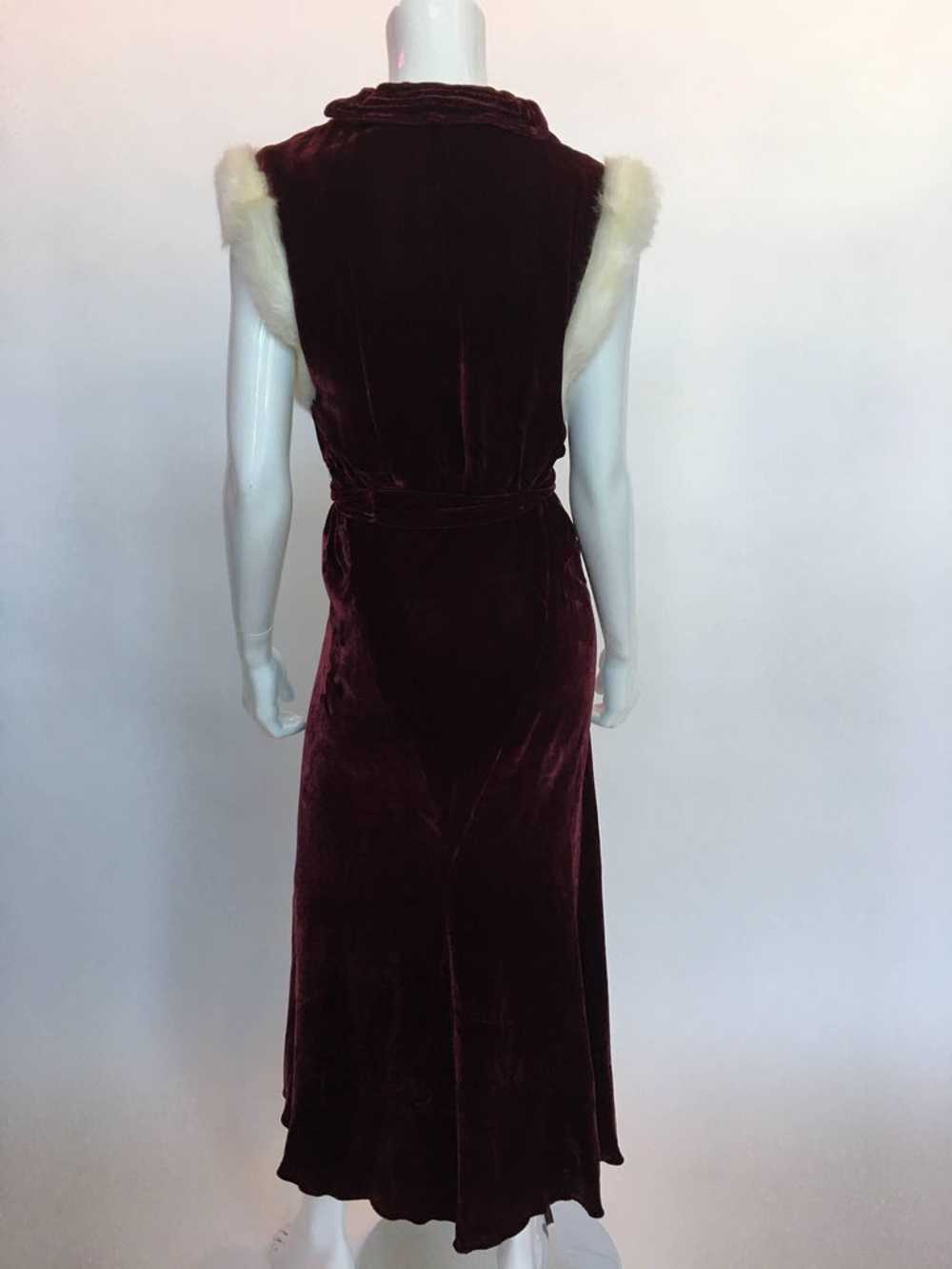 Vintage 1930's Burgundy Velvet Dress with Rabbit … - image 6