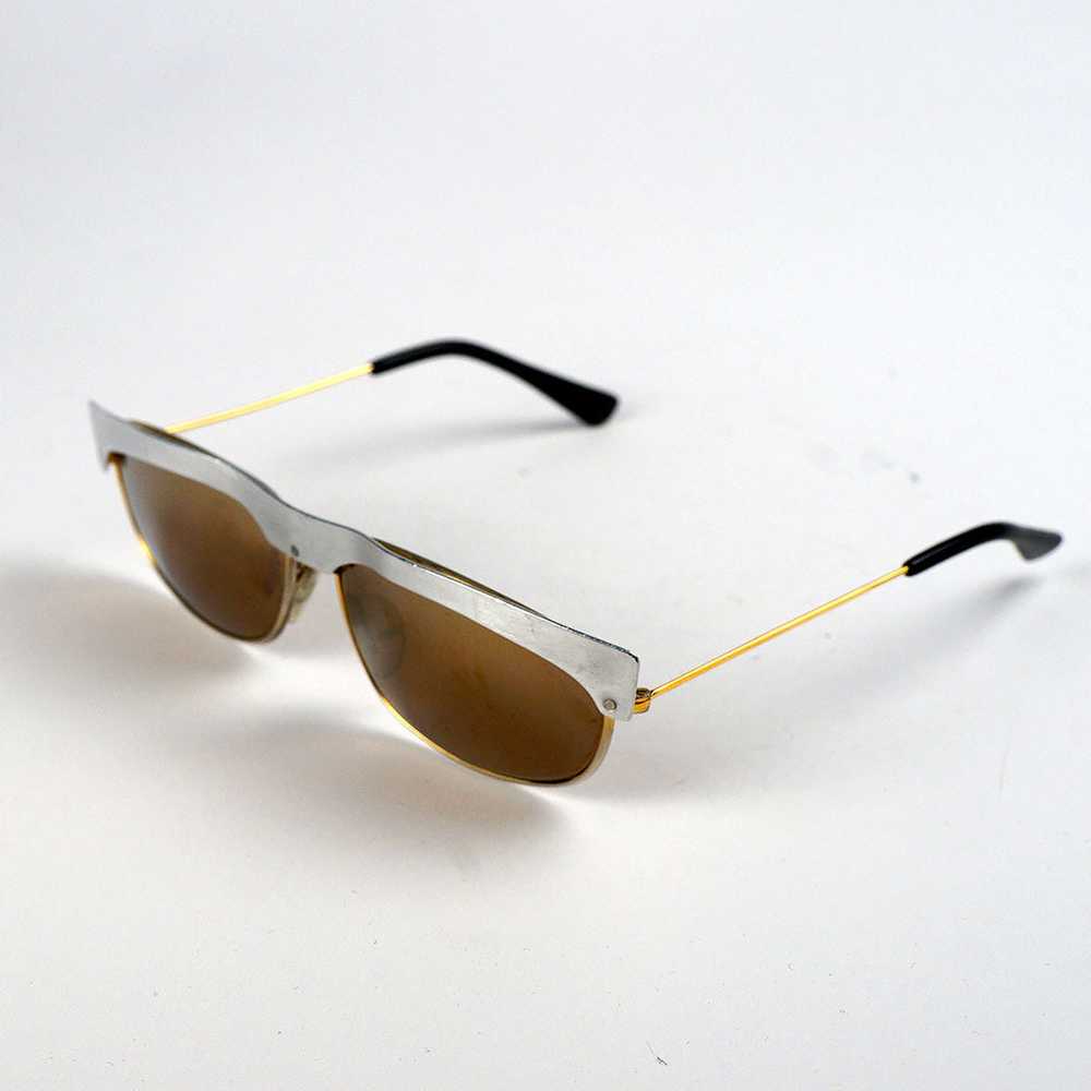 Metal Frame Vintage Sunglasses - image 3