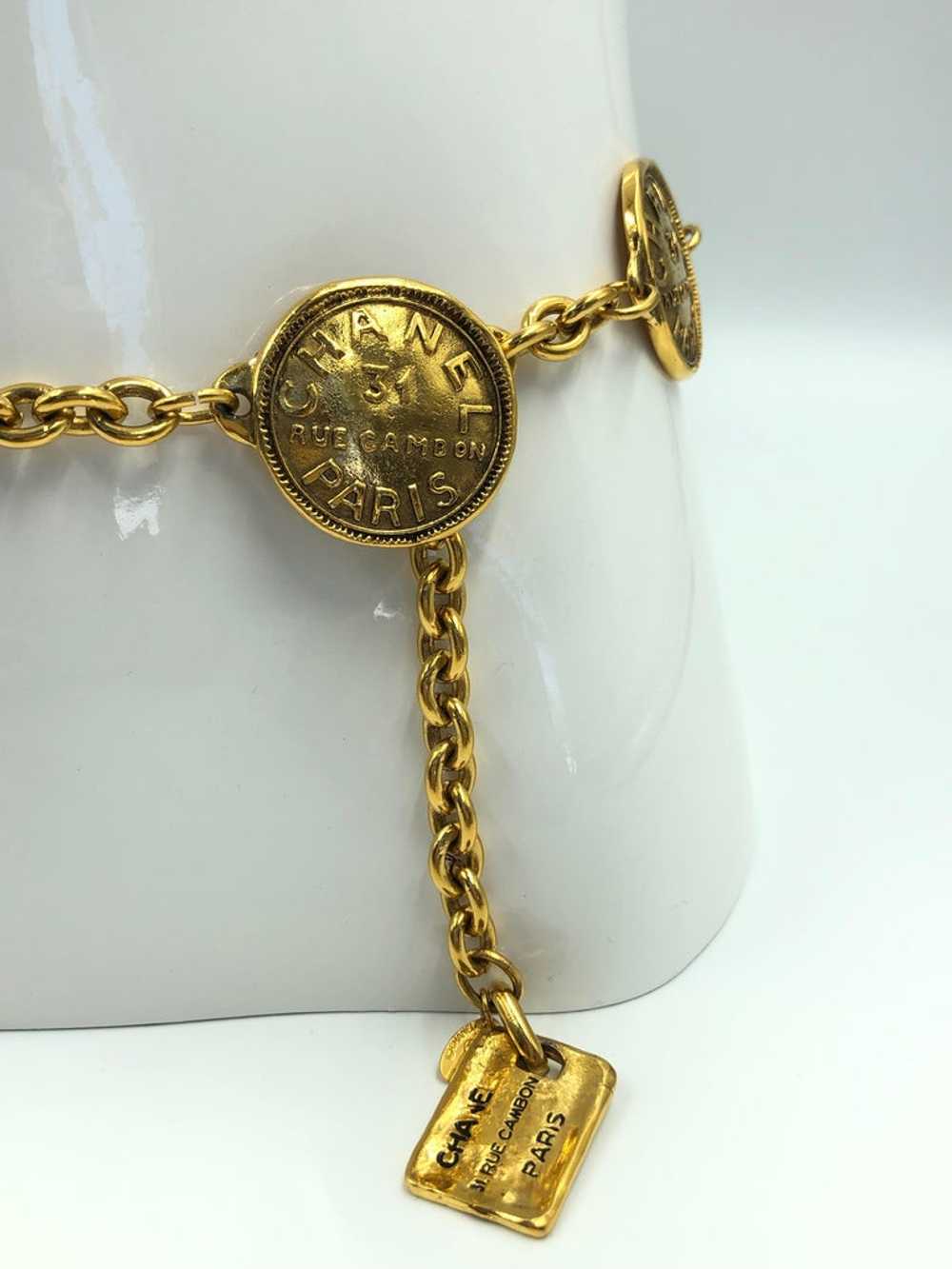 Chanel 1980's Gold Tone Metal Round Disk Chain Be… - image 3