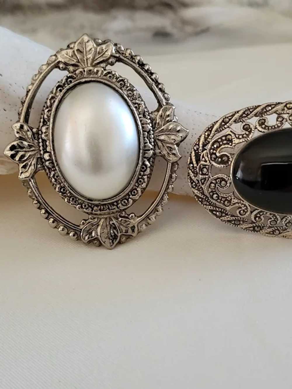 Faux Black and White Pearl Brooches with Silver L… - image 2