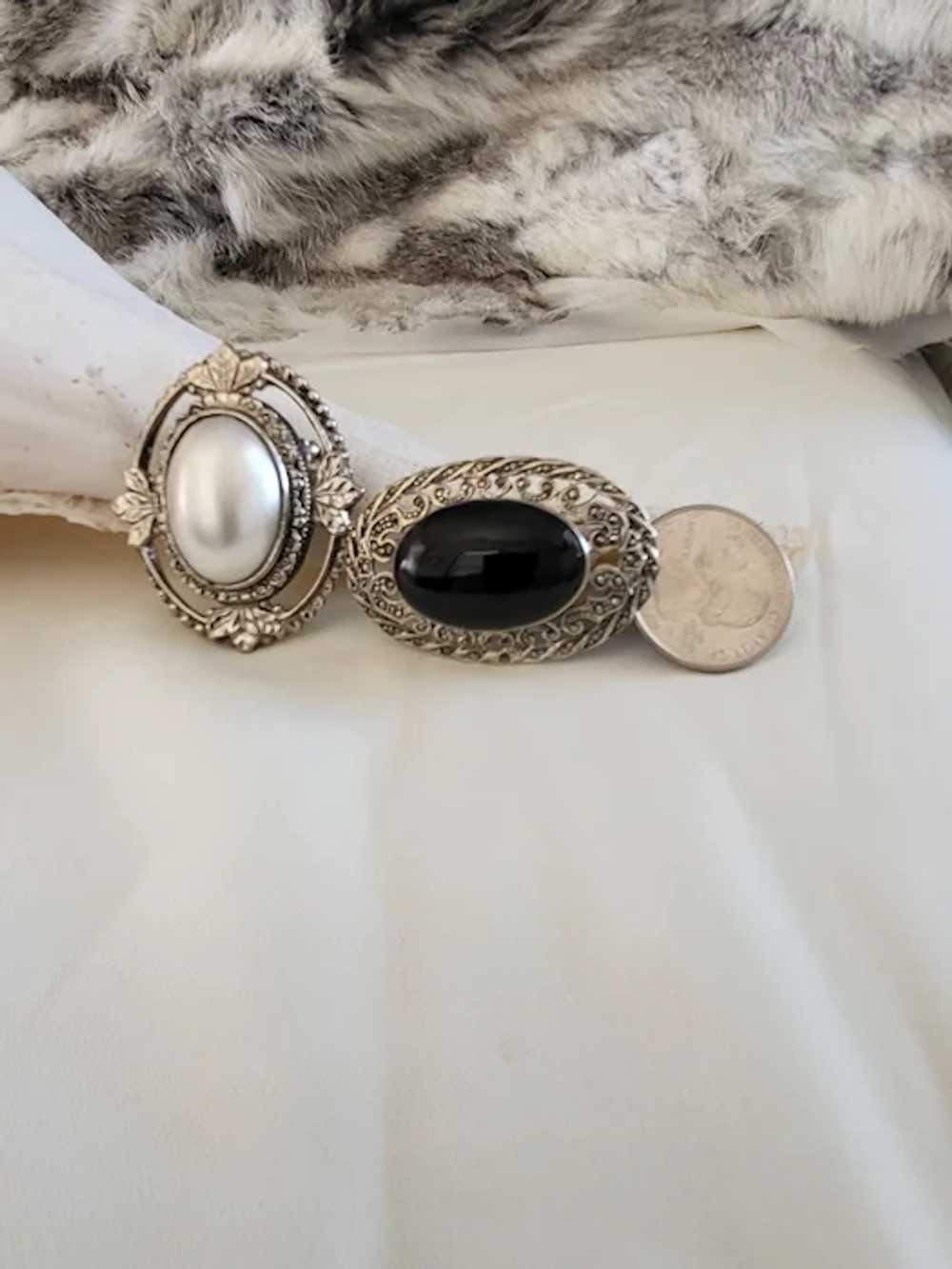 Faux Black and White Pearl Brooches with Silver L… - image 7