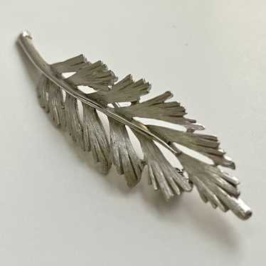 1960s Trifari Leaf Brooch