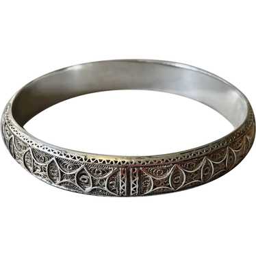 Beautiful Chinese Sterling Silver Filigree Bangle