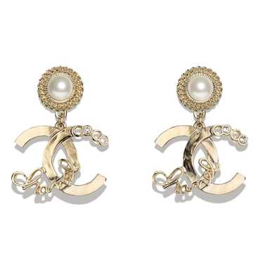 Chanel Pearl earrings - image 1