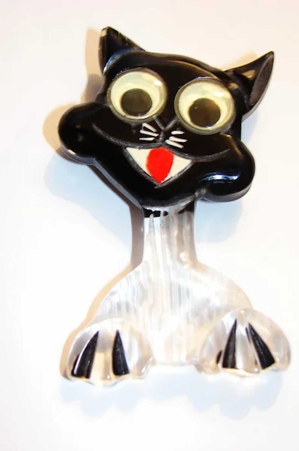 Adorable COOL CAT- Carved Bakelite and Lucite Pin… - image 3