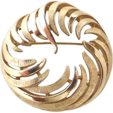 Trifari Circle Brooch, Spiky Gold Tone Circle Pin