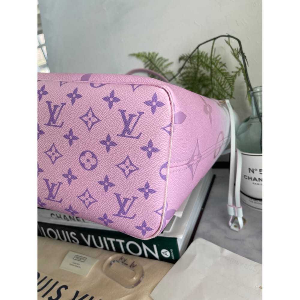 Louis Vuitton Bellevue cloth handbag - image 3