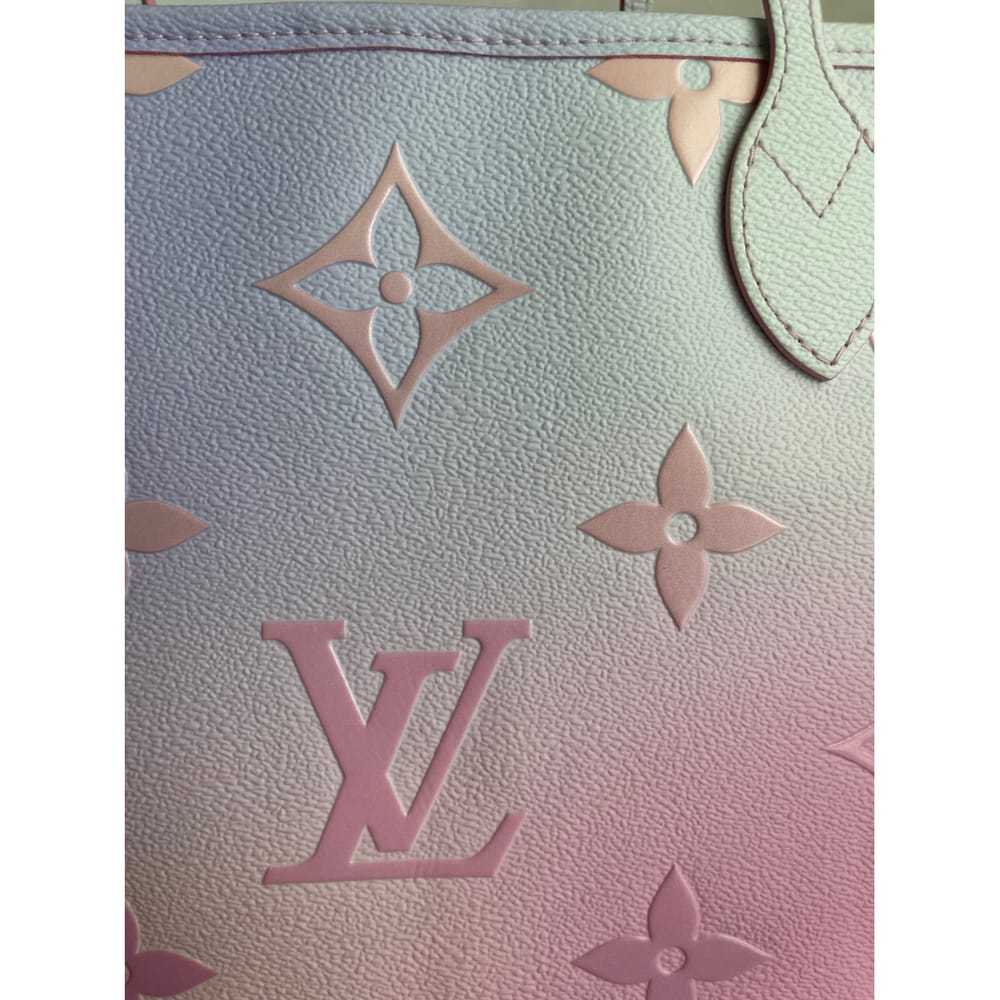 Louis Vuitton Bellevue cloth handbag - image 9