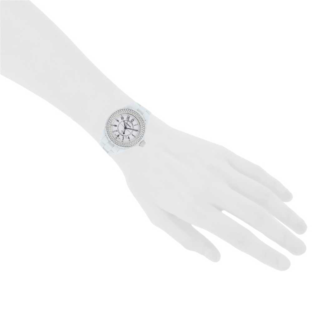 Chanel J12 watch in white ceramic Ref: H0967 Circ… - image 2