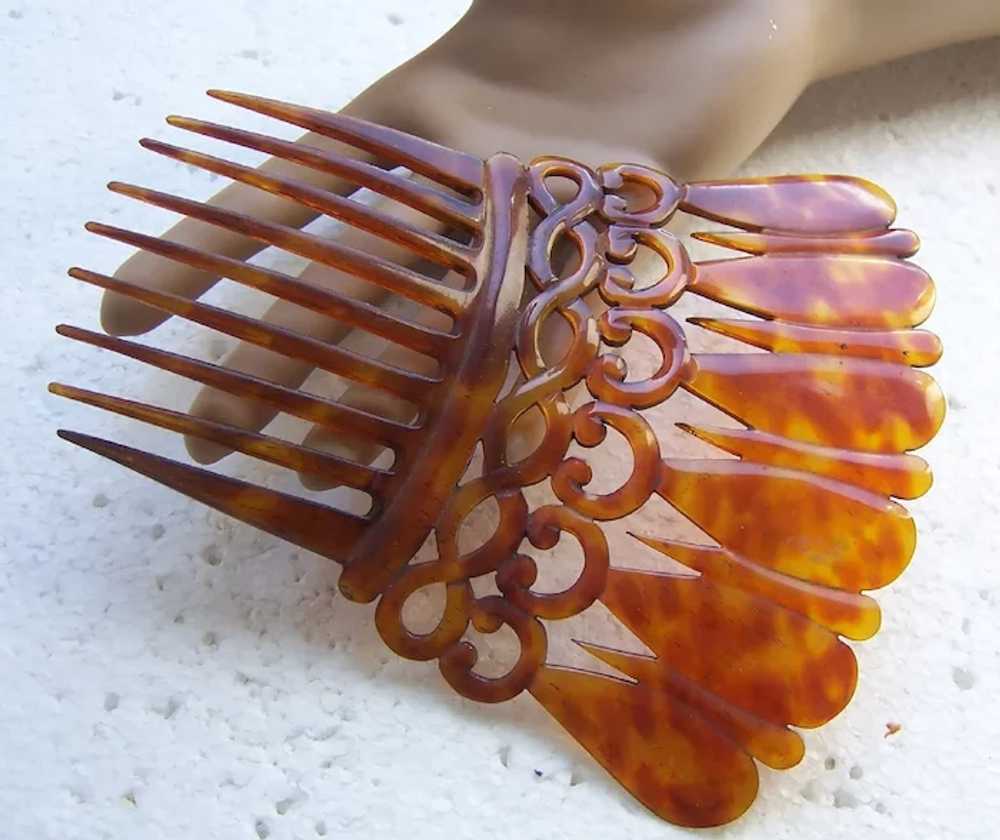 Large Victorian hair comb steerhorn mantilla styl… - image 10