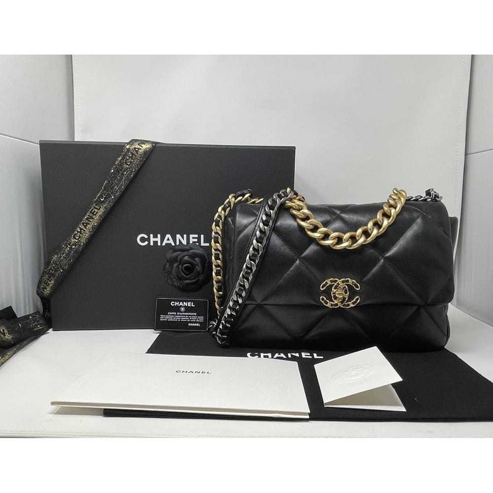 Chanel Chanel 19 leather handbag - image 5