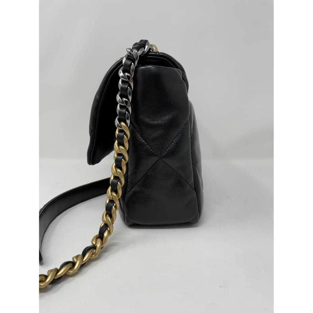 Chanel Chanel 19 leather handbag - image 7