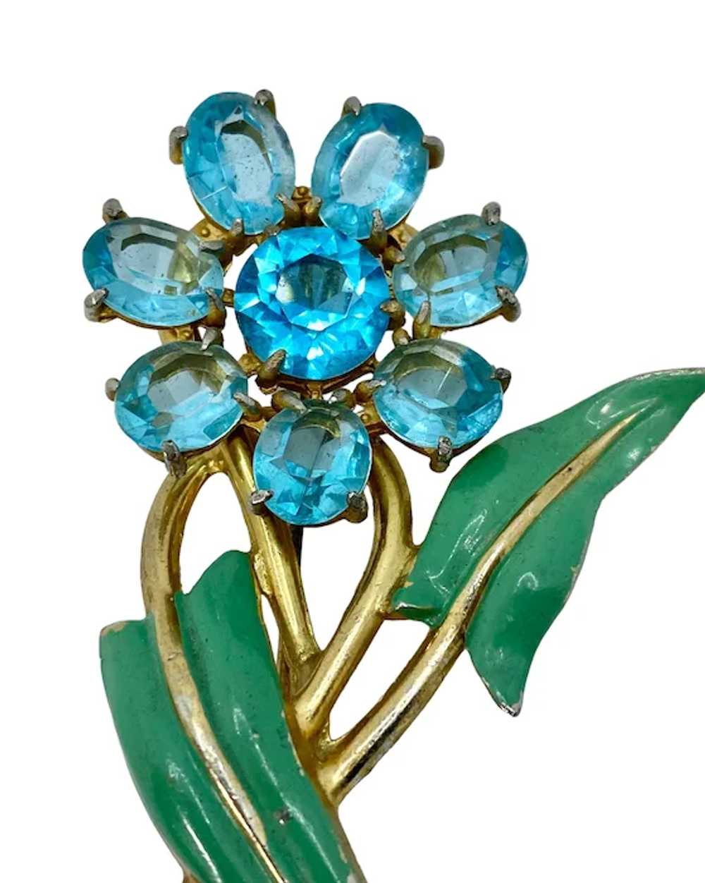 Sparkling Hand 1940s Enameled Floral Brooch - image 2