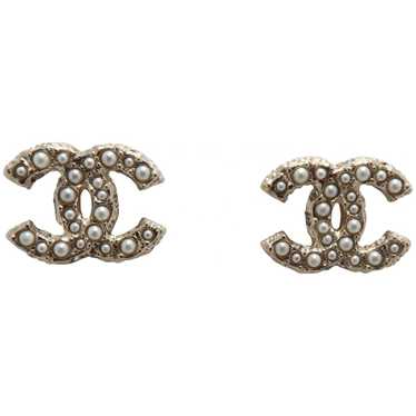 chanel inspired pearl earrings