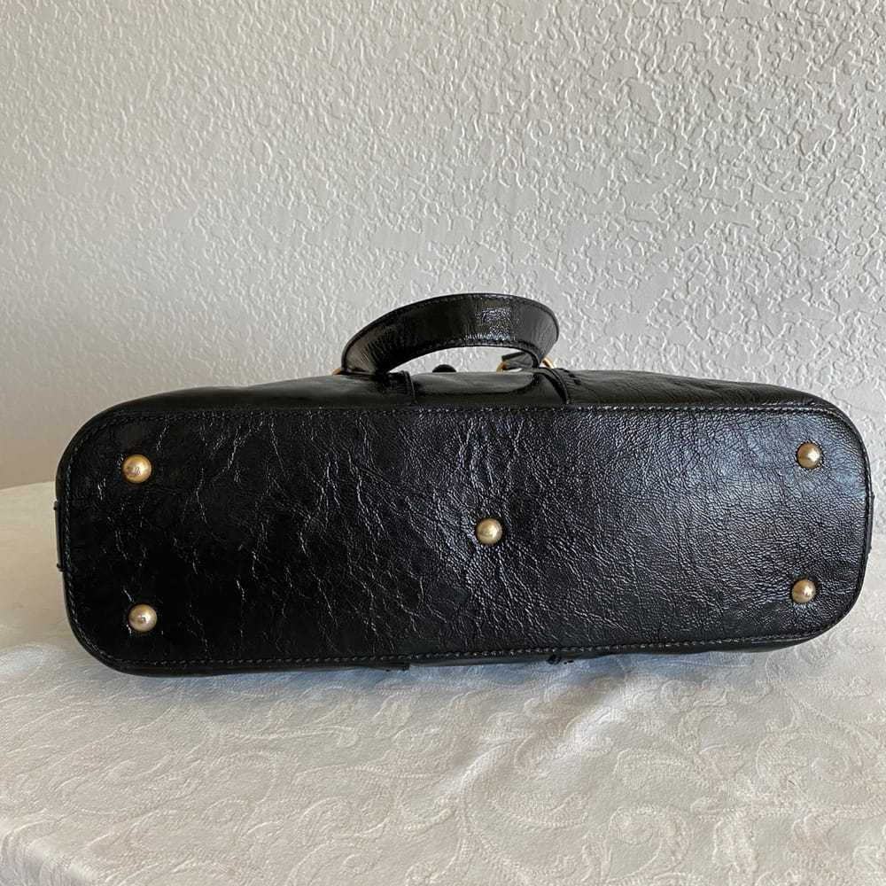 Saint Laurent Muse Ii patent leather handbag - image 7