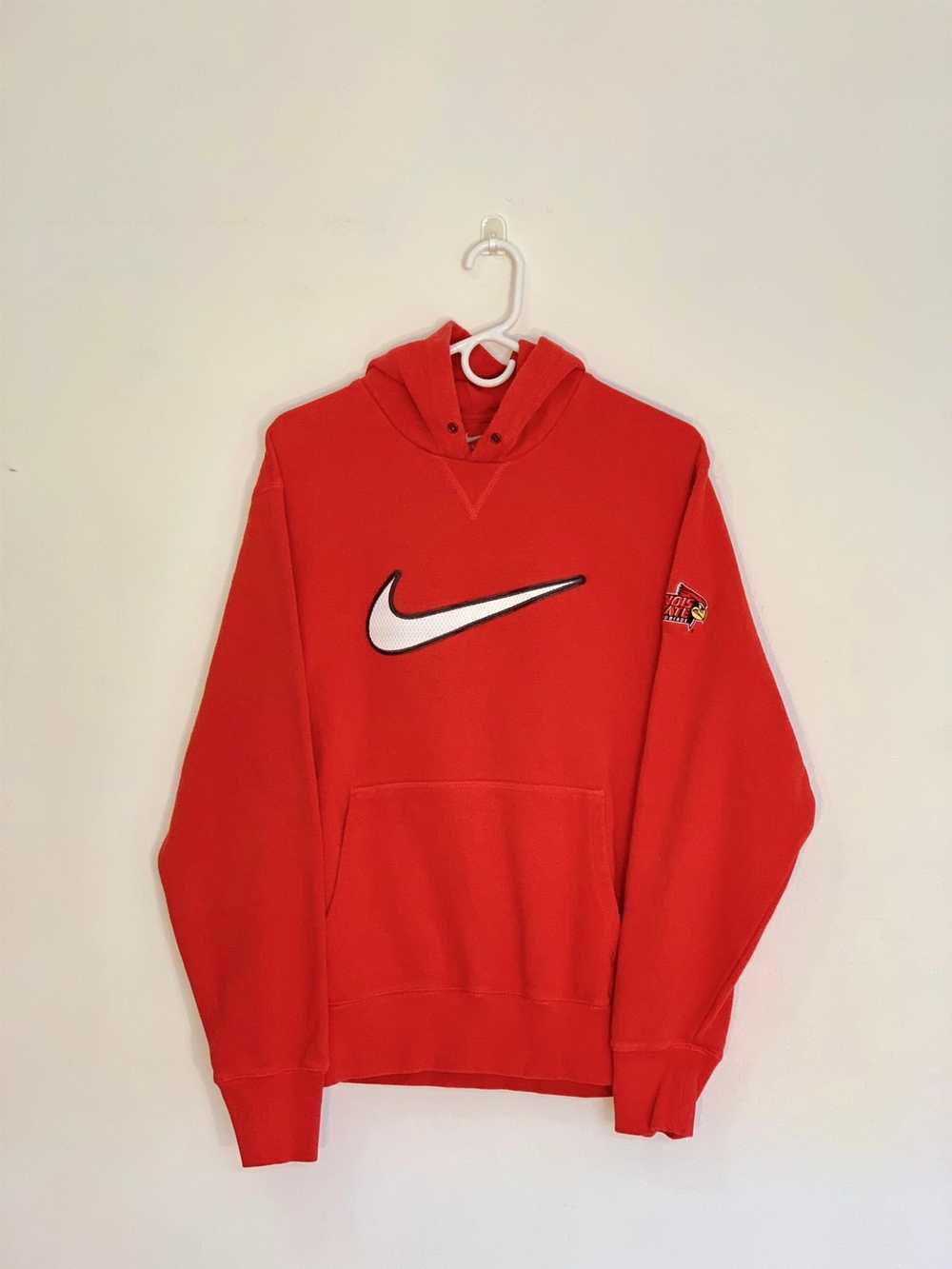 retro nike white with red swoosh