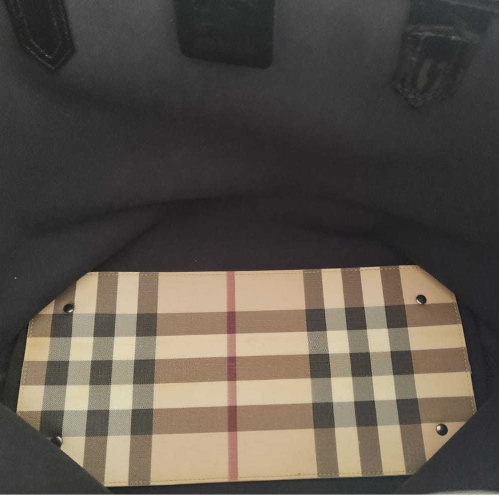 Burberry Tote - image 4