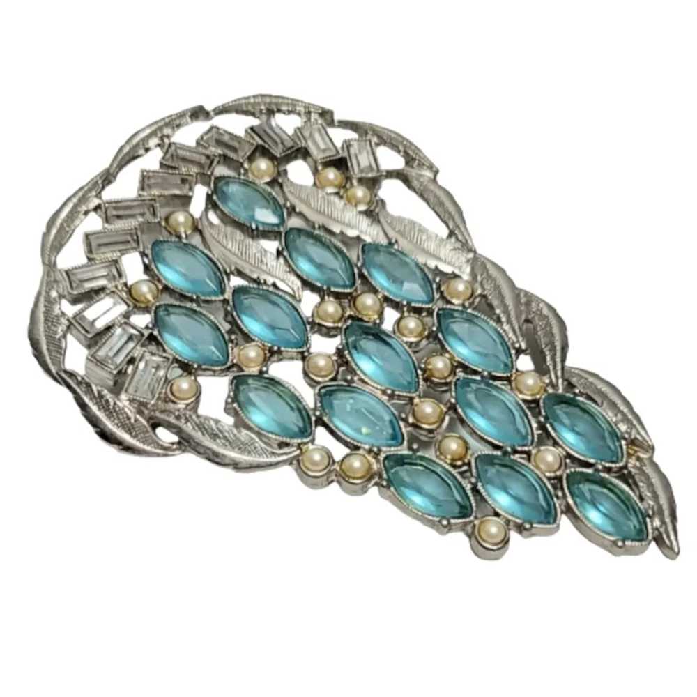 1928 Jewelry Silvertone Aqua Blue Rhinestone Laur… - image 3