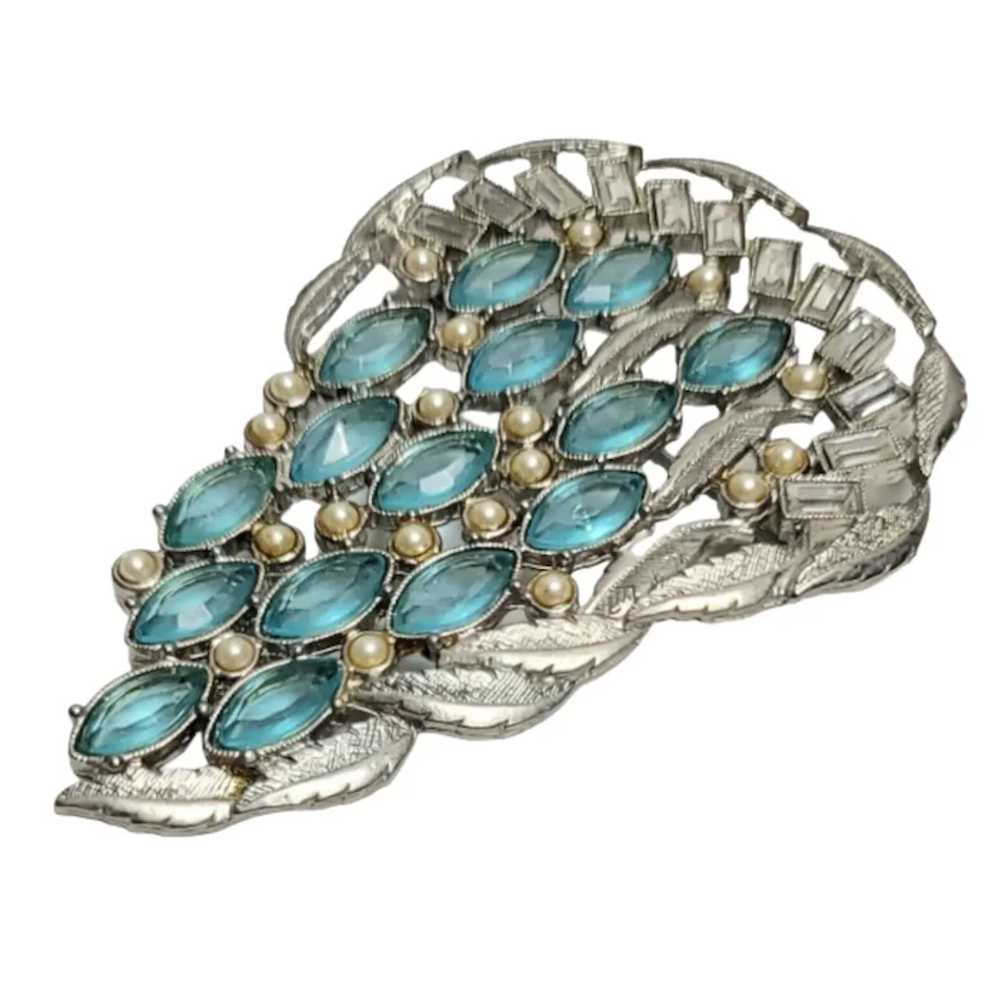 1928 Jewelry Silvertone Aqua Blue Rhinestone Laur… - image 4