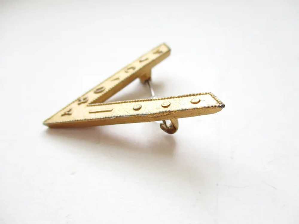 WWII Victory Pin V for Victory Brooch Dot Dot Dot… - image 6