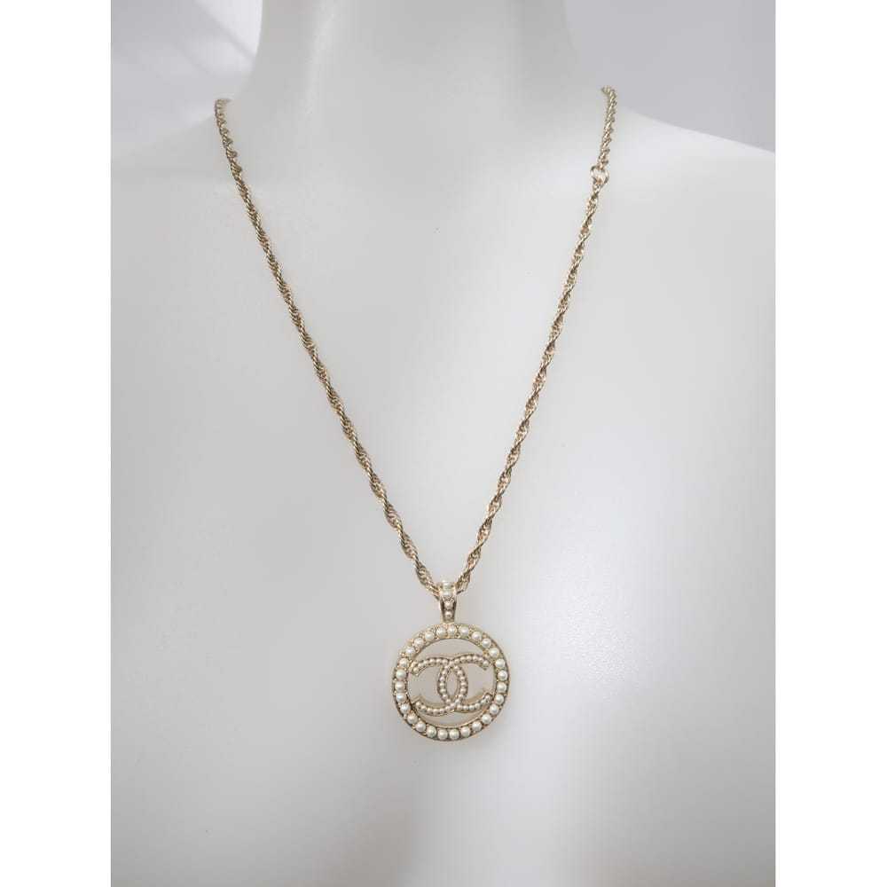 Chanel Pearl necklace - image 2