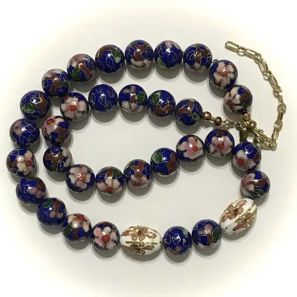 Pretty Vintage 21-1/4 Inch Cloisonné Bead Necklace - image 5