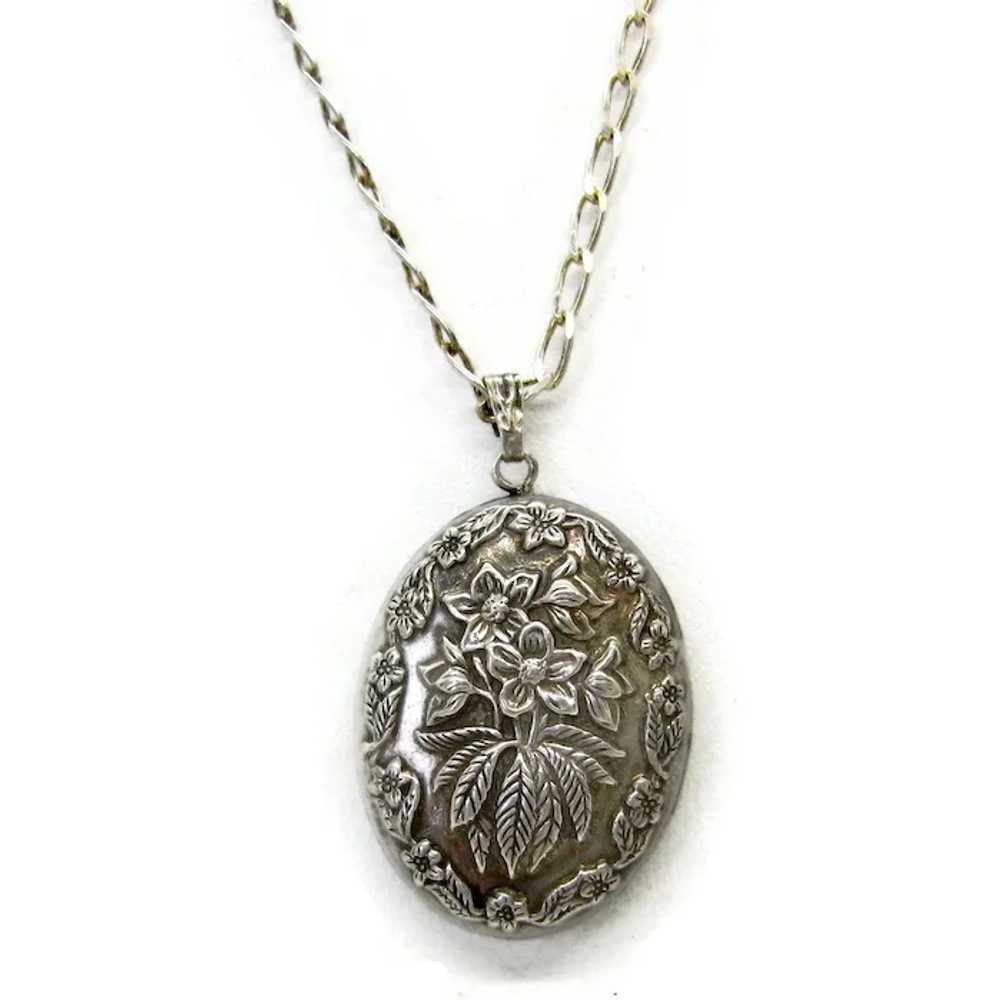 Gorgeous Sterling Repousse Floral Puffy Pendant D… - image 2