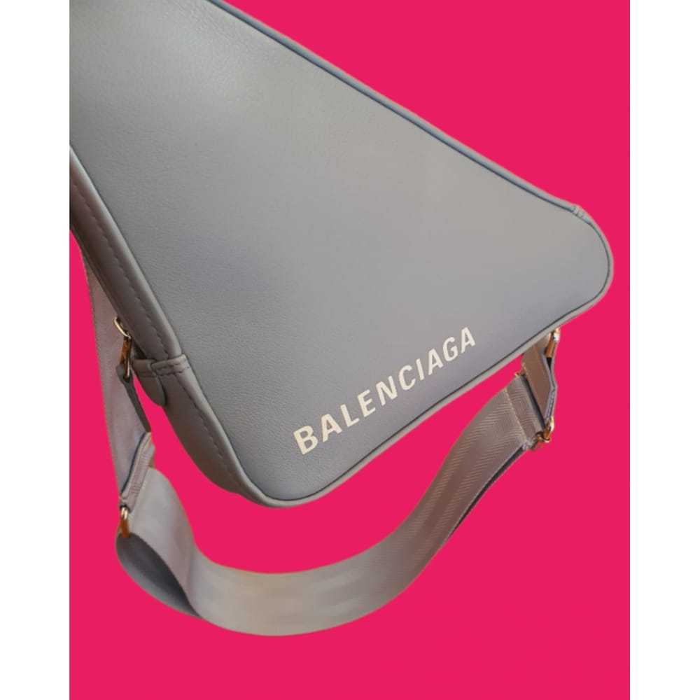 Balenciaga Triangle leather clutch bag - image 6